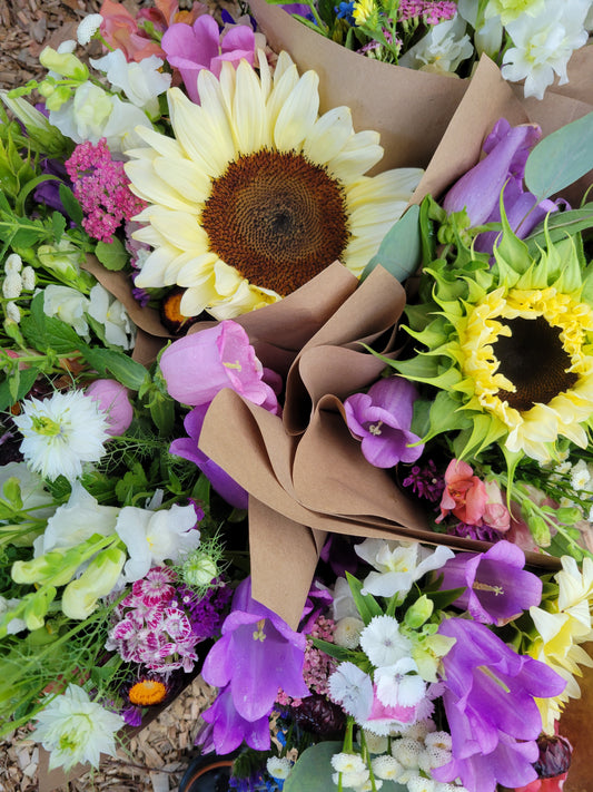 Bouquet Buddies - Early Summer 2026